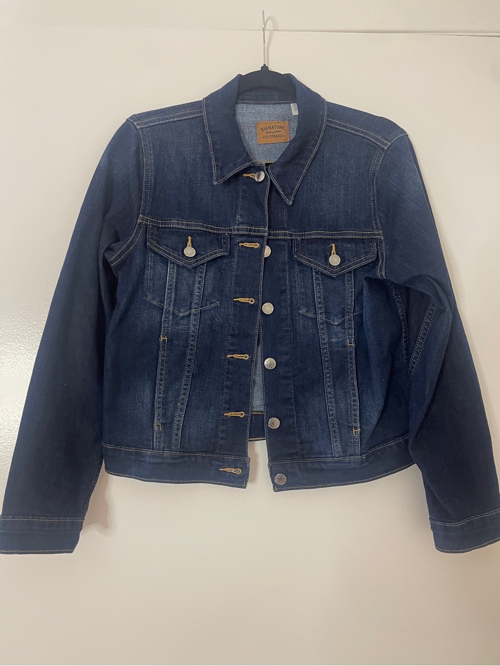 Signature by Levi Strauss Denim Jean Jacket in Dark Wash